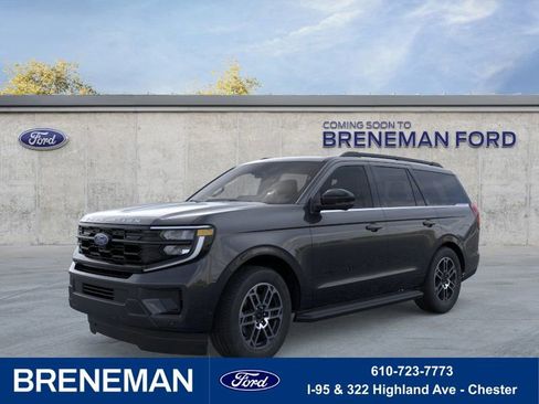 New 2026 Ford Expedition Active image 1