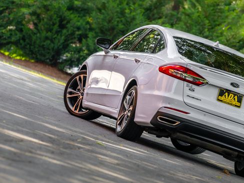 Used 2020 Ford Fusion Titanium FWD image 24