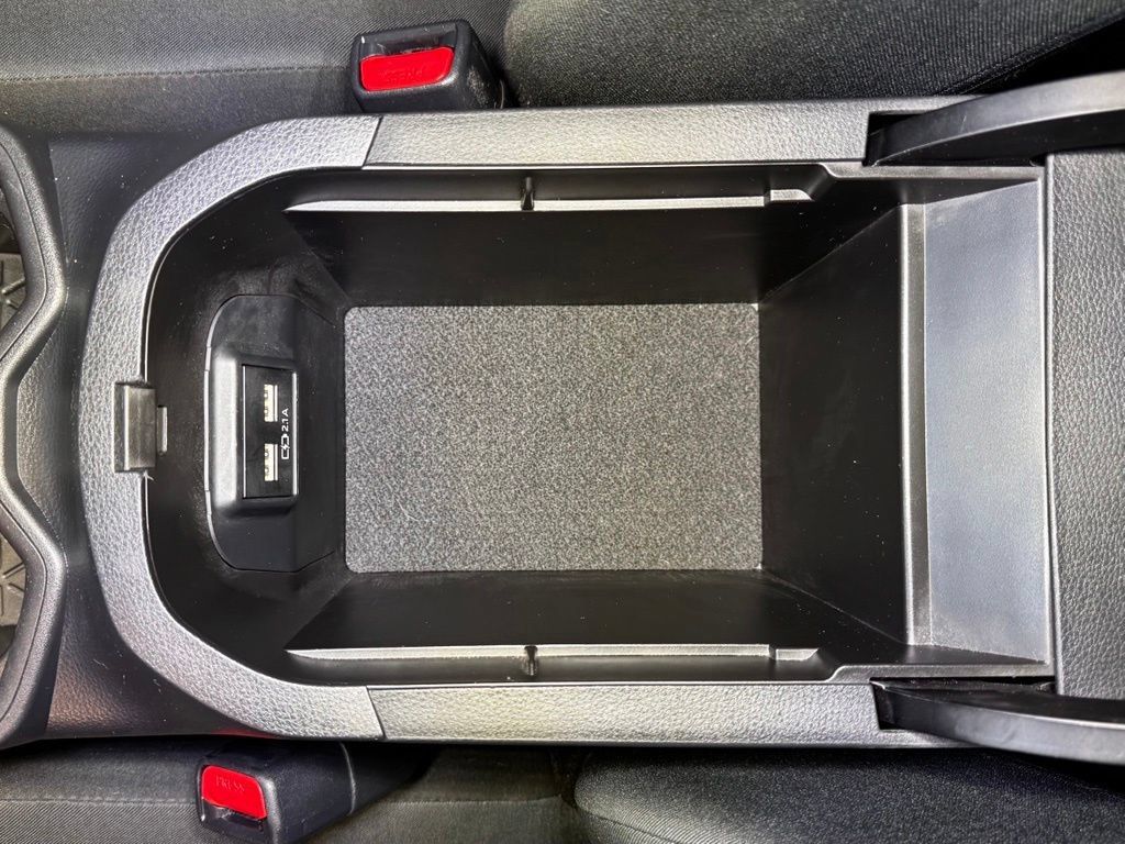 Certified 2021 Toyota RAV4 XLE w/ Convenience Package AWD/4WD image 40
