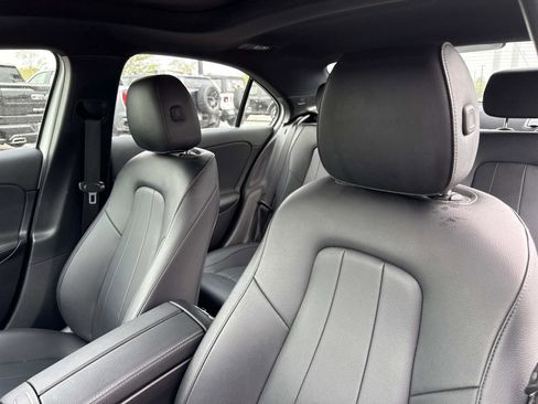Used 2022 Mercedes-Benz A 220 4MATIC image 22