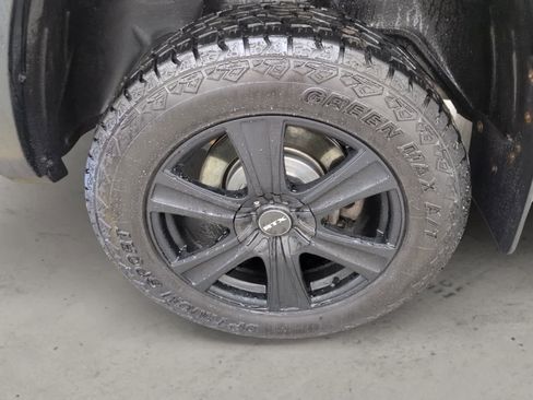 Used 2022 RAM 1500 Rebel w/ Night Edition image 7