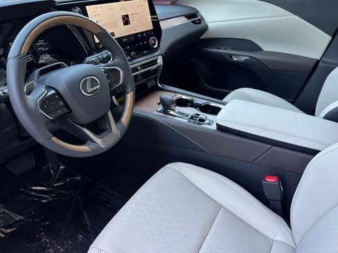 New 2026 Lexus RX 350h AWD/4WD image 4