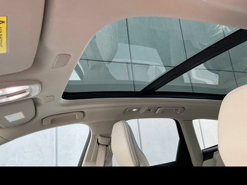Certified 2023 Volvo XC60 B5 Ultimate w/ Climate Package AWD/4WD image 26