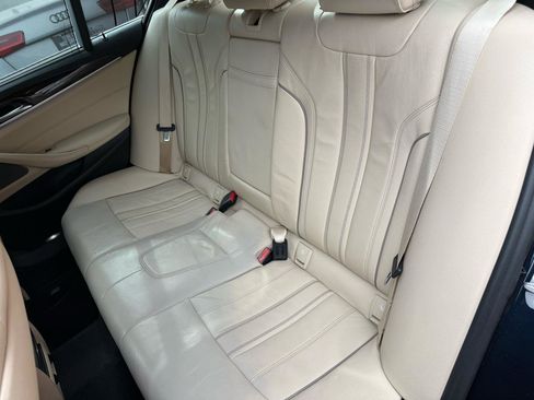 Used 2017 BMW 540i xDrive image 7