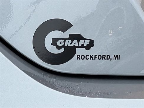 Used 2023 Chevrolet Malibu LT image 40