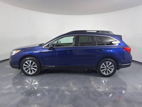 Used 2016 Subaru Outback 2.5i Limited AWD/4WD image 7