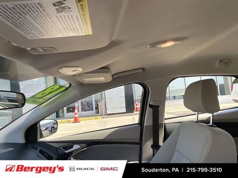 Used 2018 Ford Focus SE image 21