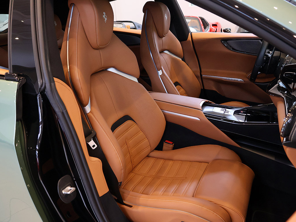 Certified 2024 Ferrari Purosangue AWD/4WD image 19