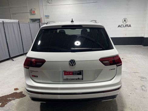 Used 2021 Volkswagen Tiguan SE R-Line AWD/4WD image 5