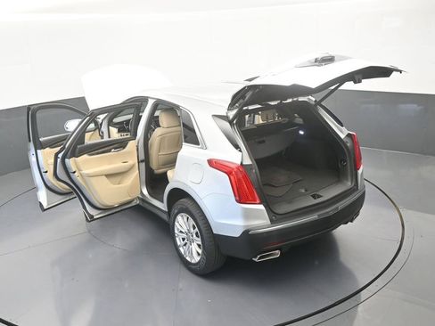 Used 2019 Cadillac XT5 FWD image 64