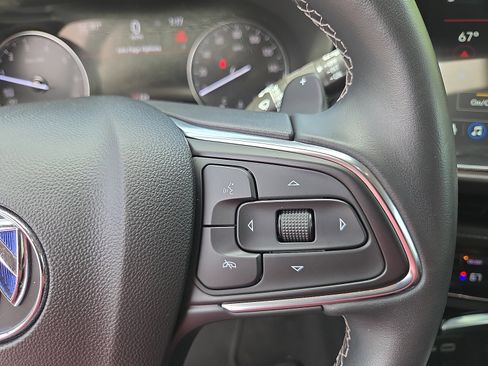Used 2023 Buick Envision Essence AWD/4WD image 27
