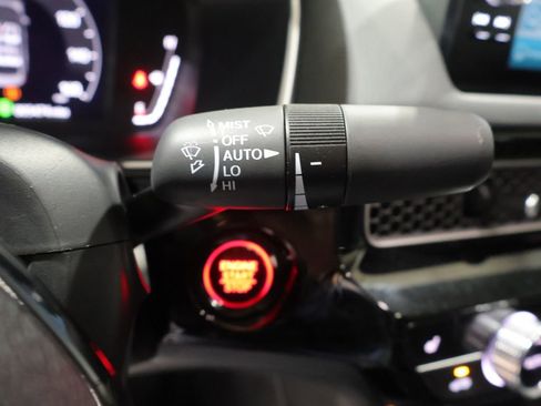 Used 2024 Honda Civic Touring image 39