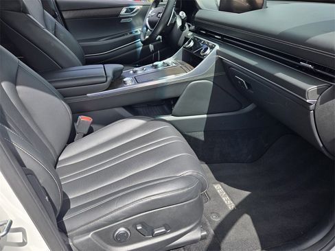 Used 2024 Genesis GV80 2.5T image 16
