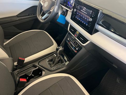 New 2026 Volkswagen Taos SE FWD image 16