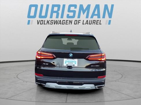 Used 2023 BMW X5 xDrive45e image 3