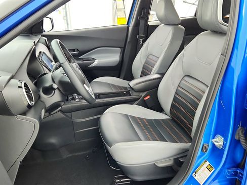 Used 2023 Nissan Kicks SR w/ SR Premium Package image 10