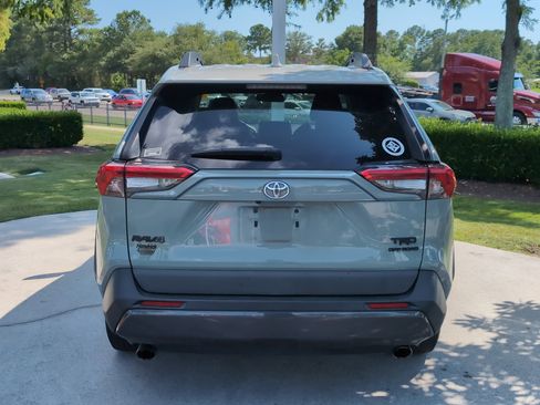 Used 2020 Toyota RAV4 TRD Off-Road AWD/4WD image 9