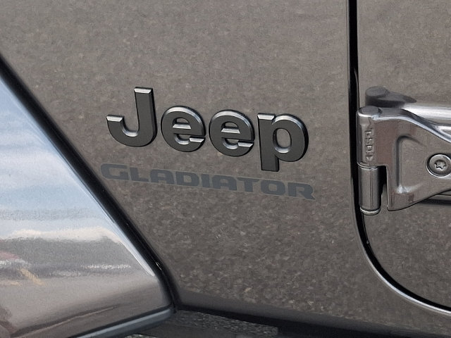 Used 2022 Jeep Gladiator Sport AWD/4WD image 32