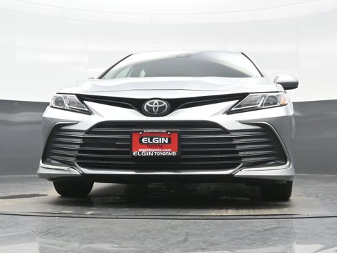 Used 2023 Toyota Camry LE image 24