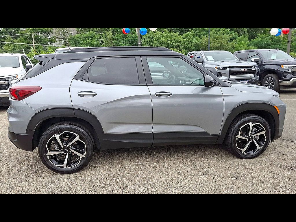 Certified 2023 Chevrolet TrailBlazer RS AWD/4WD image 9
