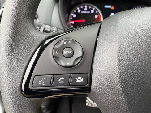 Used 2024 Mitsubishi Eclipse Cross Black Edition image 19