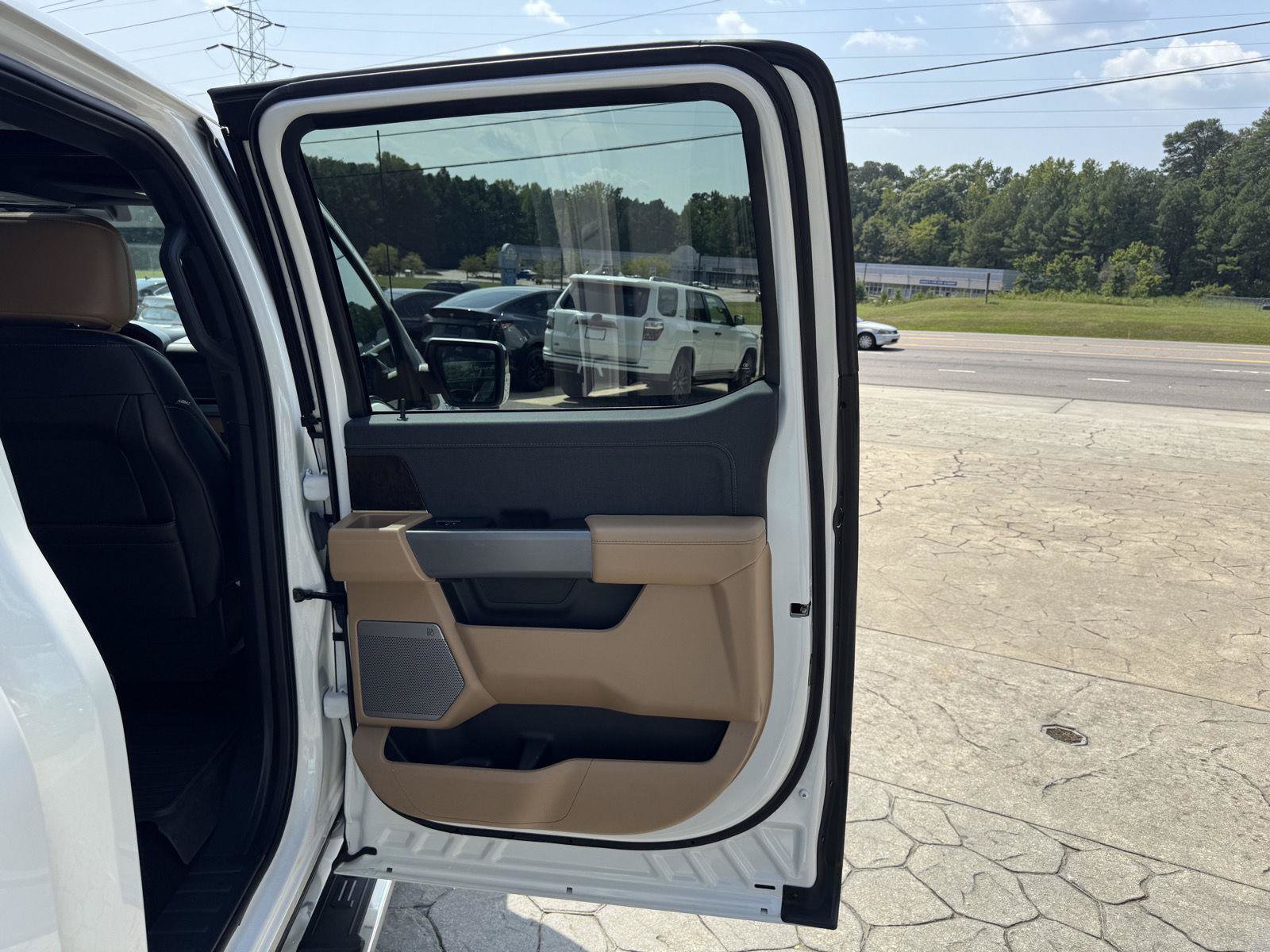 Used 2022 Ford F150 Lariat AWD/4WD image 15