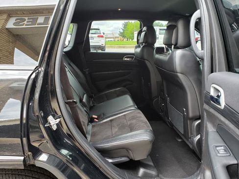 Used 2021 Jeep Grand Cherokee Laredo X AWD/4WD image 16