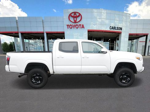 Certified 2023 Toyota Tacoma SR AWD/4WD image 4