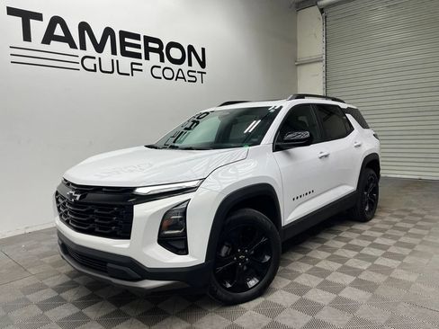 Used 2026 Chevrolet Equinox LT w/ Convenience Package II AWD/4WD image 2