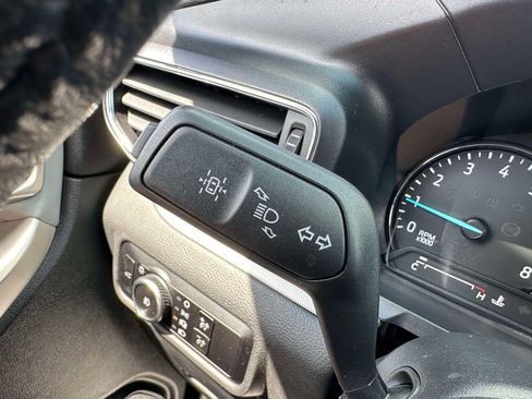 Used 2023 Ford Explorer XLT w/ Equipment Group 202A AWD/4WD image 14