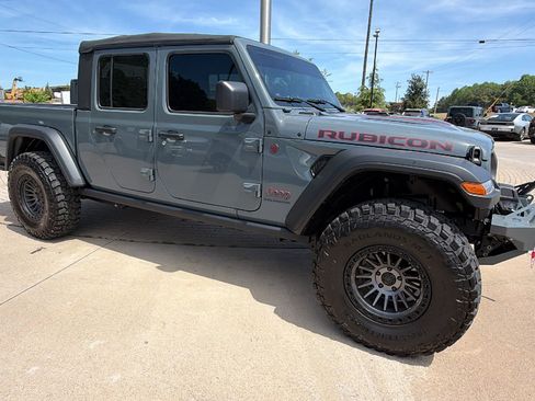 Used 2025 Jeep Gladiator Rubicon w/ Safety Group image 5