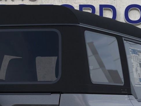 New 2025 Ford Bronco 4-Door image 25