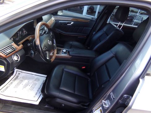 Used 2012 Mercedes-Benz E 350 4MATIC Sedan image 8
