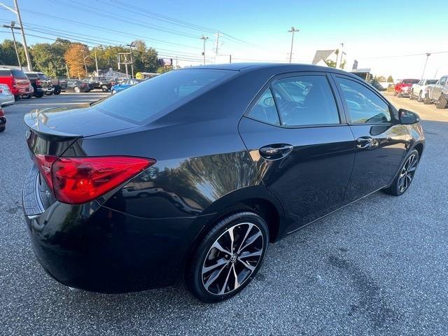 Used 2017 Toyota Corolla SE w/ Carpet Mat Package (TMS) FWD image 7
