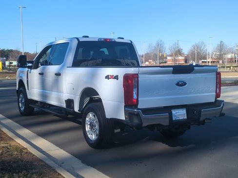 Used 2025 Ford F250 XLT image 11