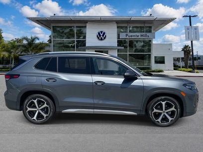 New 2026 Volkswagen Tiguan SE