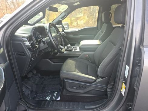 Certified 2022 Ford F150 XLT w/ Equipment Group 302A High image 4