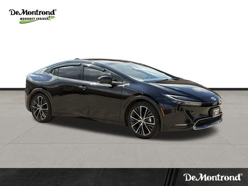 Used 2024 Toyota Prius Limited w/ Limited Premium Package image 3