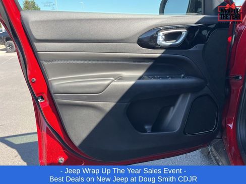 New 2025 Jeep Compass Latitude w/ Altitude Special Edition image 5