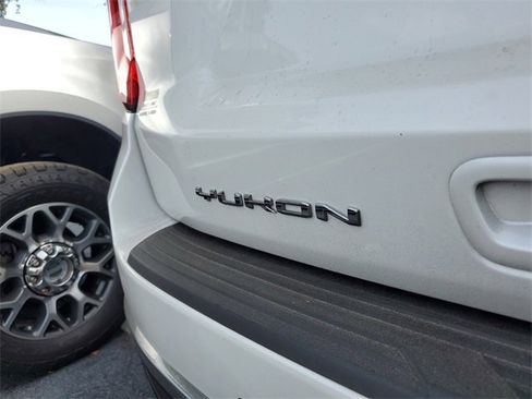 Used 2021 GMC Yukon Denali w/ Denali Ultimate Package image 7