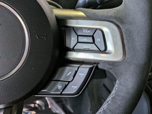 Used 2018 Ford Mustang Shelby GT350 w/ Electronics Package image 14