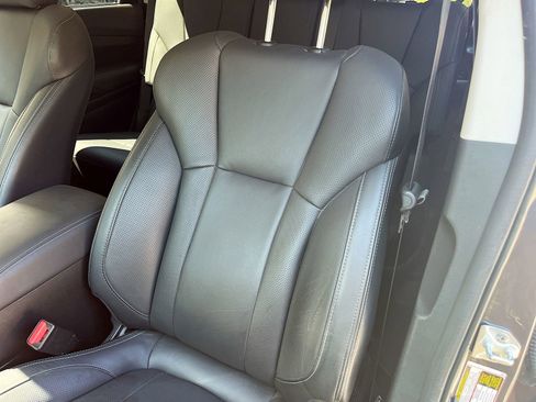 Used 2023 Subaru Ascent Limited image 18