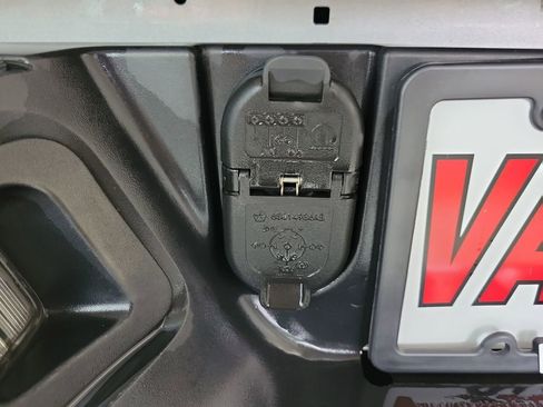 Used 2017 RAM 1500 Big Horn image 4