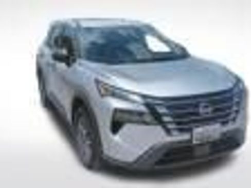Used 2024 Nissan Rogue S AWD/4WD image 13