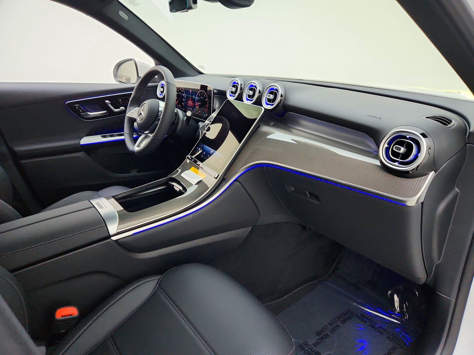 Used 2026 Mercedes-Benz GLC 300 image 19