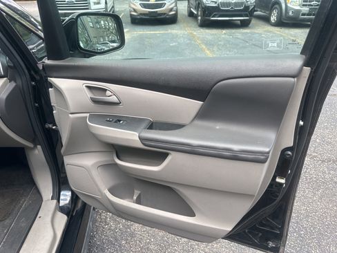 Used 2011 Honda Odyssey EX image 10