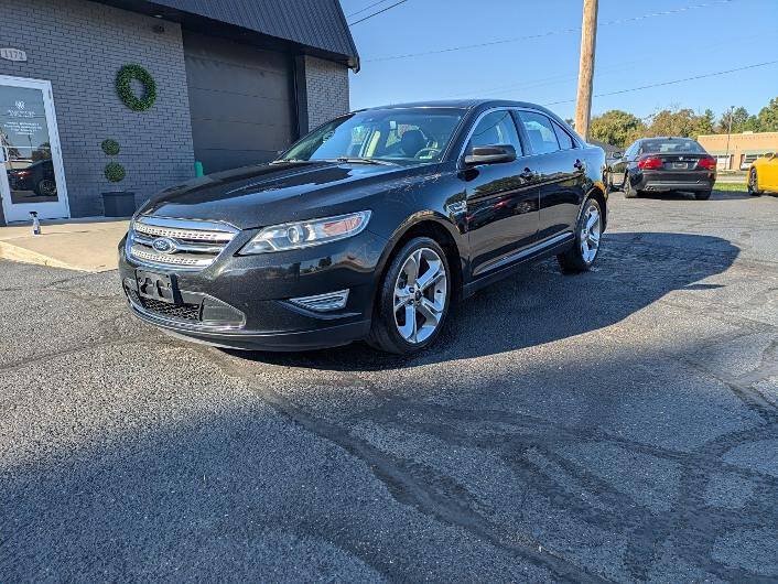 Used 2011 Ford Taurus SHO w/ 402A Rapid Spec Order Code AWD/4WD image 2