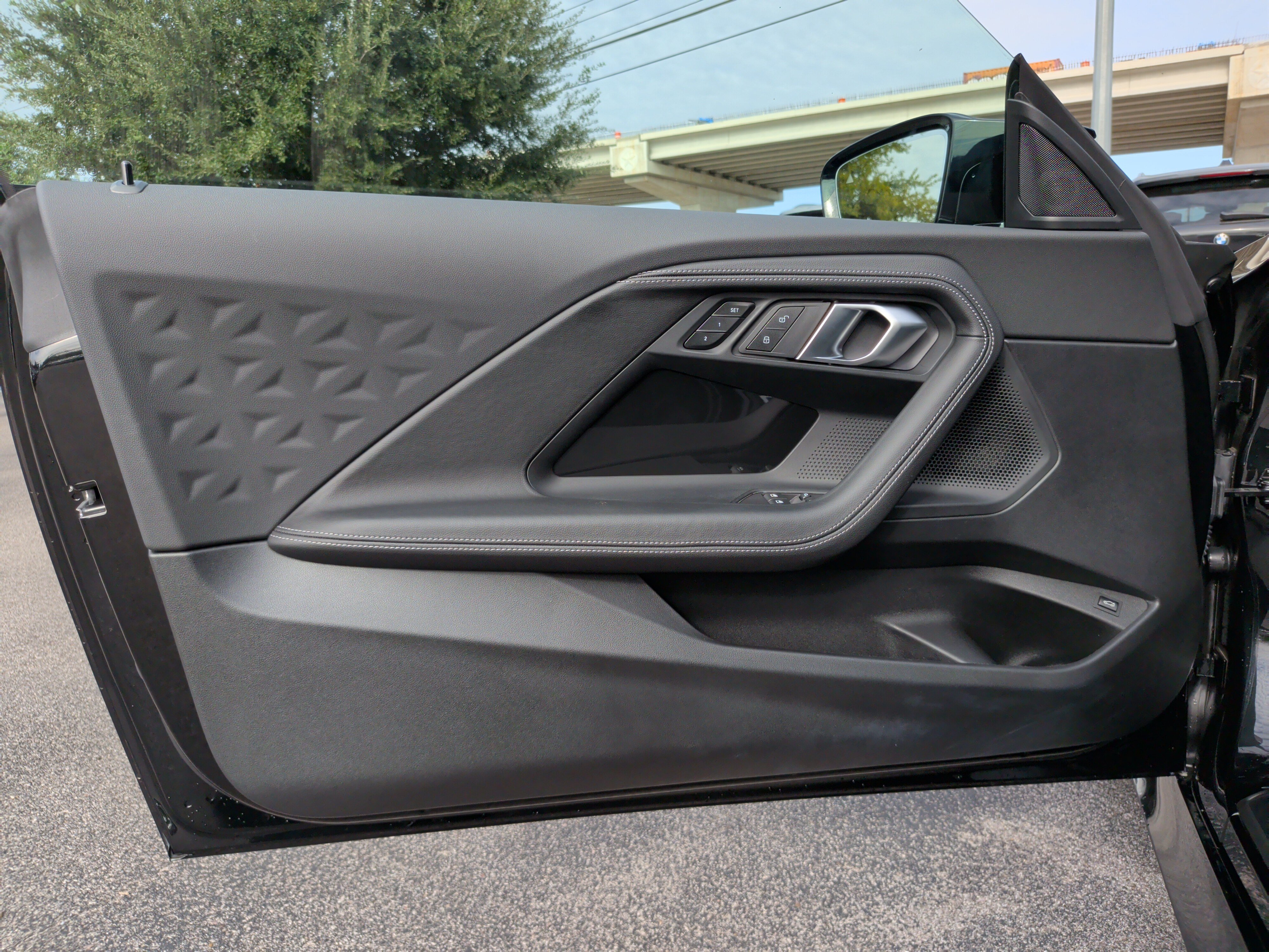 Used 2025 BMW M240i Coupe RWD image 29