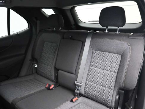 Used 2022 Chevrolet Equinox LT AWD/4WD image 12