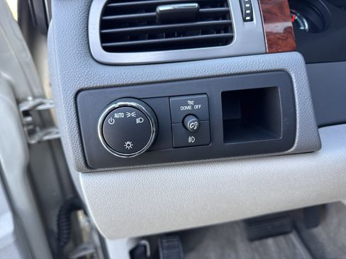 Used 2013 Chevrolet Tahoe LT w/ Luxury Package image 15